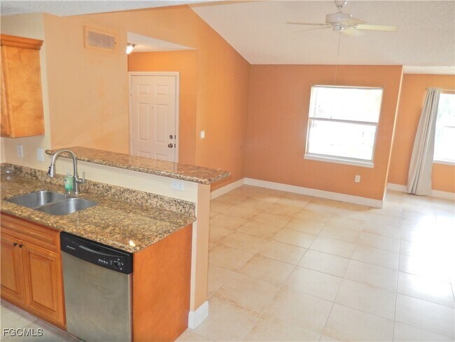 Building Photo - 12571 Equestrian Cir