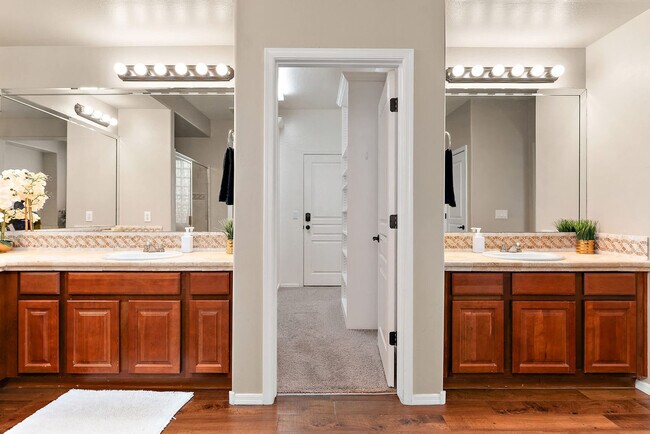 Building Photo - 4123 S Adelle