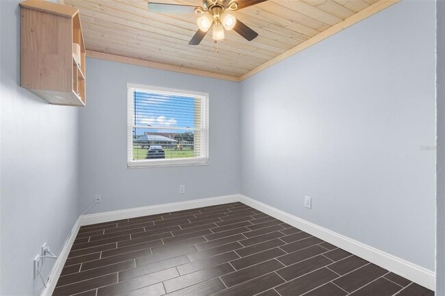 Building Photo - 5201 S Quincy St