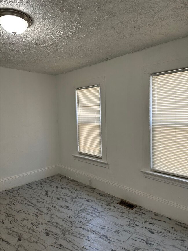 Building Photo - 5700 Luther Ave