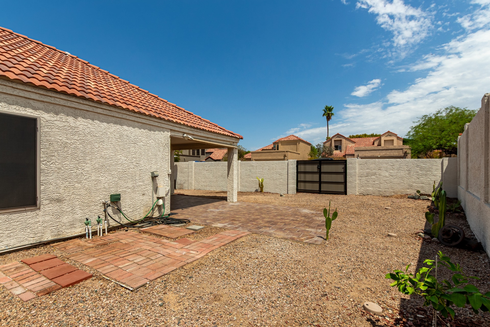 Building Photo - 3981 E South Fork Dr