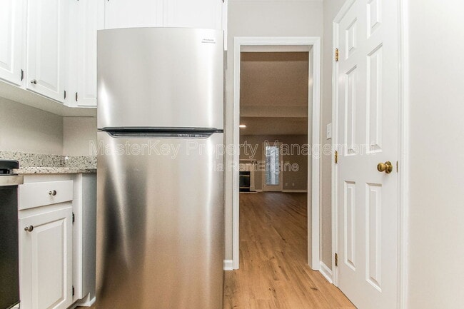 Building Photo - 505 Oak Run Dr