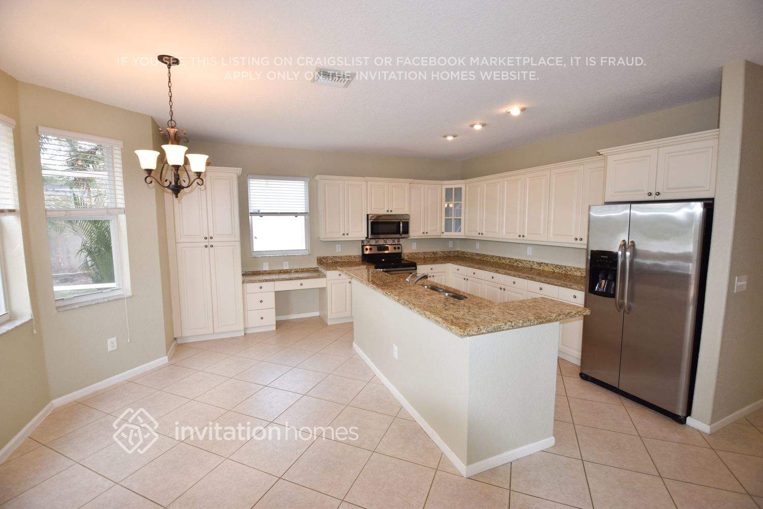 Building Photo - 7594 Oak Grove Cir