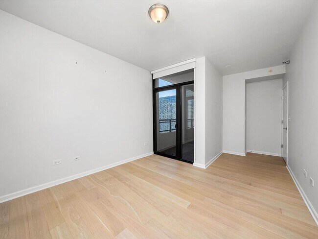 Building Photo - 1255 S State St