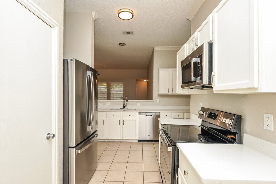 Building Photo - 3612 Diamond Ranch Rd