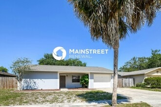 Building Photo - 3 Bedroom Pet-Friendly Home in Port Richey, FL with Main Street Renewal