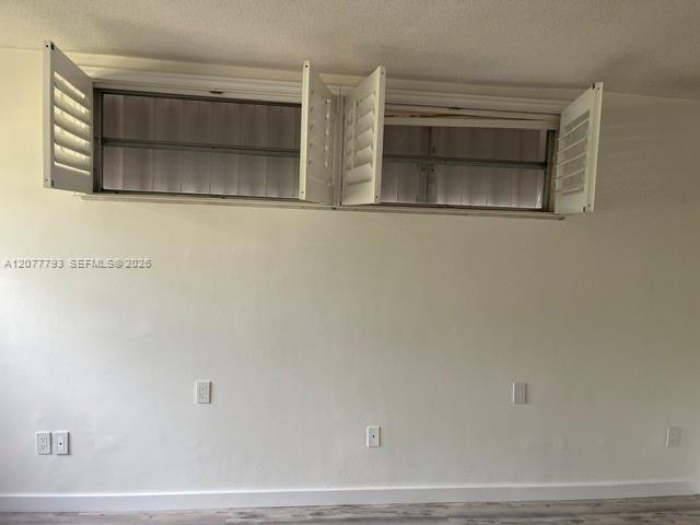 Building Photo - 1501 NE 191st St