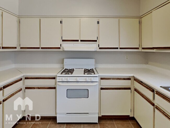 Building Photo - 18230 North 42nd Pl