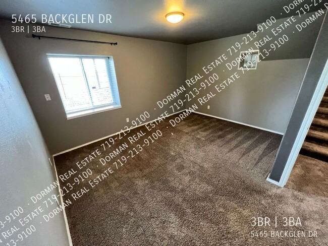 Building Photo - 5465 Backglen Dr