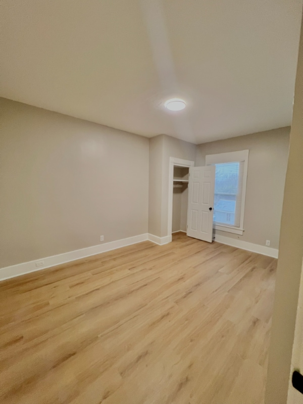 Building Photo - 4932 Roanoke St