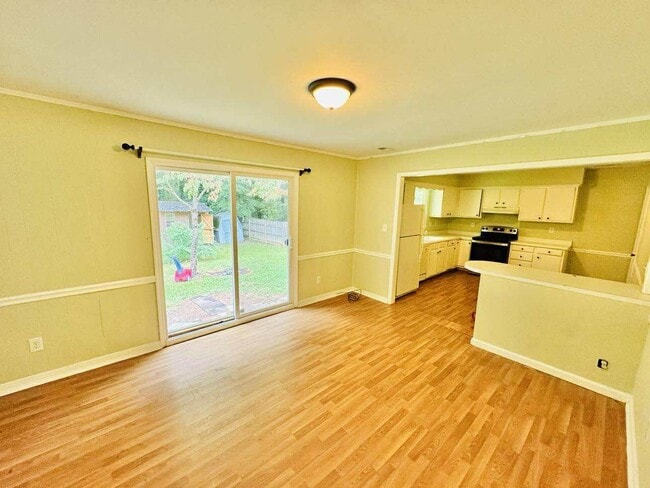 Building Photo - 4824 Farm Pond Ln