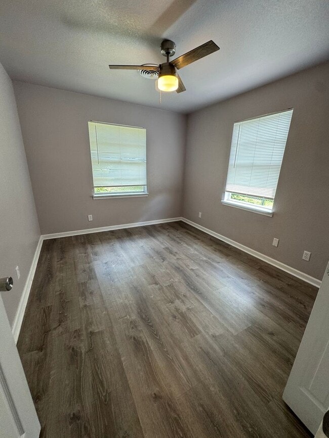 Building Photo - 3-Bedroom House for Rent in Killeen, TX