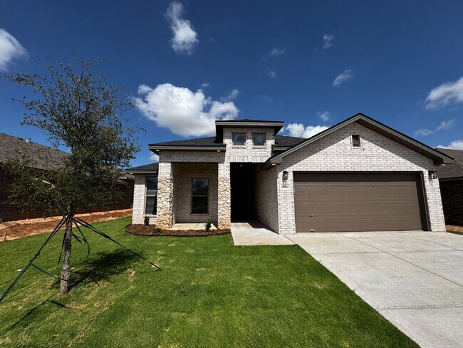 Building Photo - **Move In Special** Stunning Newly Built H...