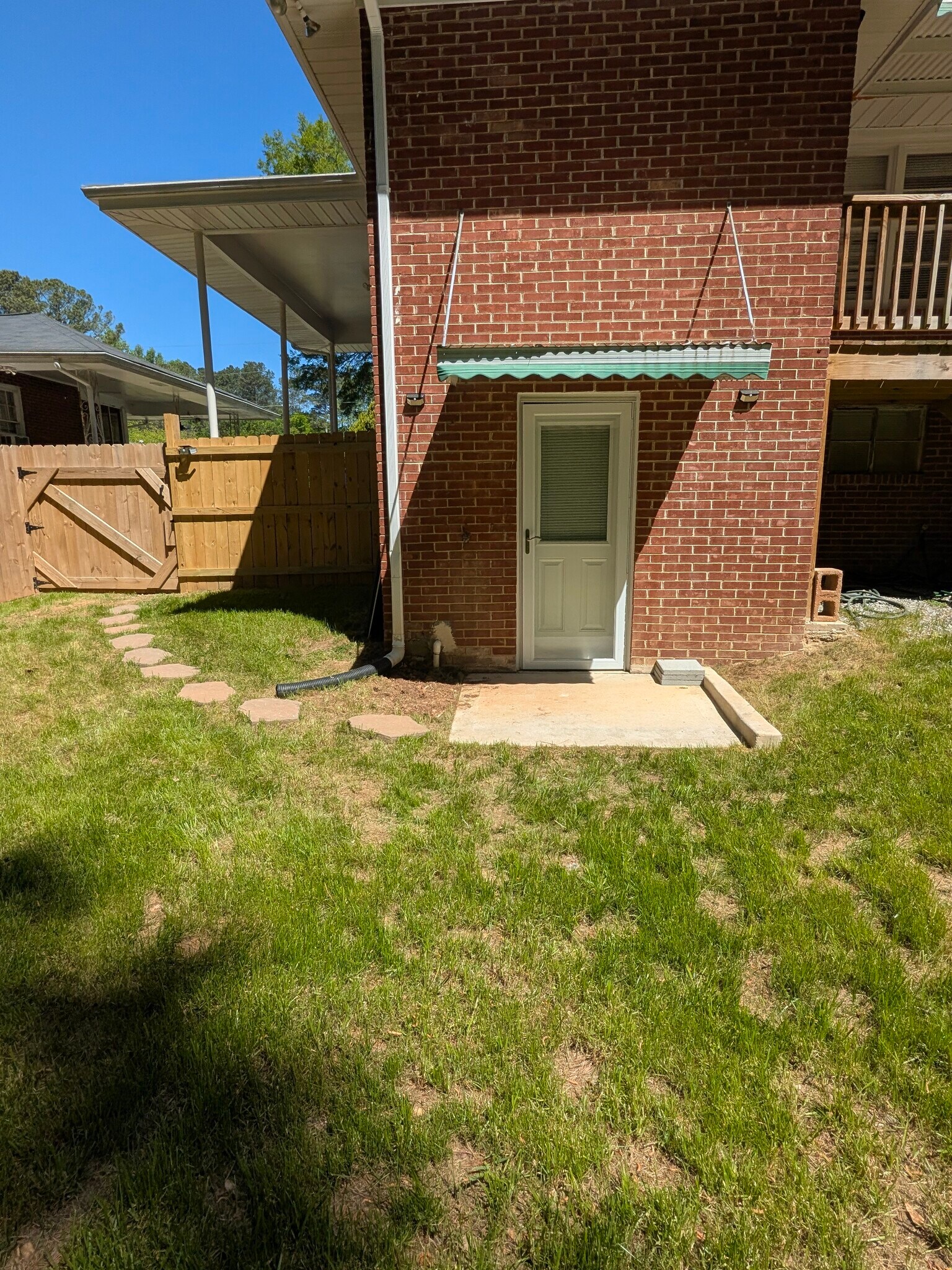 Building Photo - 2566 Hightower Ct NW