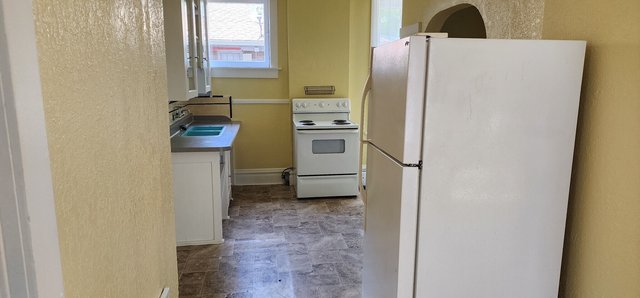 Kitchen - 1057 S 900 E