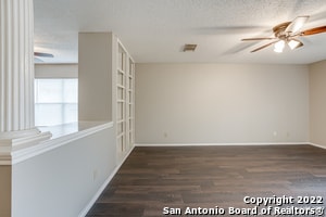 Building Photo - 22011 Oriole Hill Dr