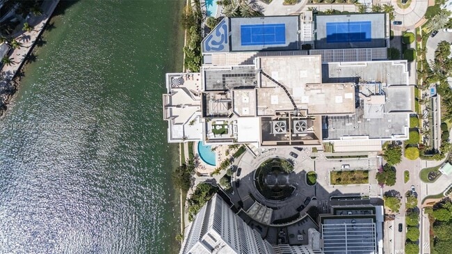 Building Photo - 801 Brickell Key Blvd