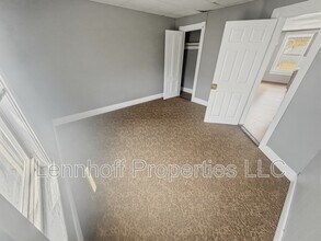 Building Photo - 82 Gershom Ave