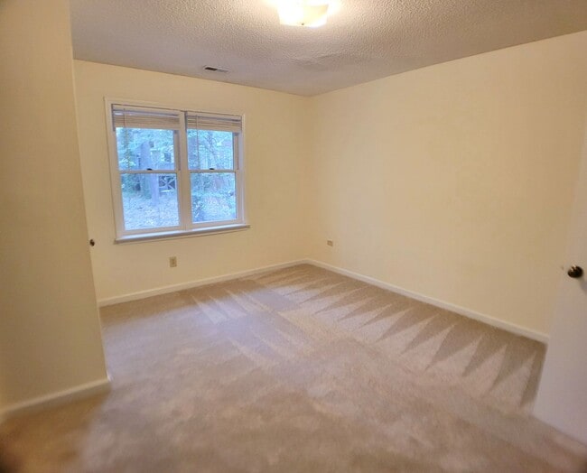 Building Photo - GLEND6917