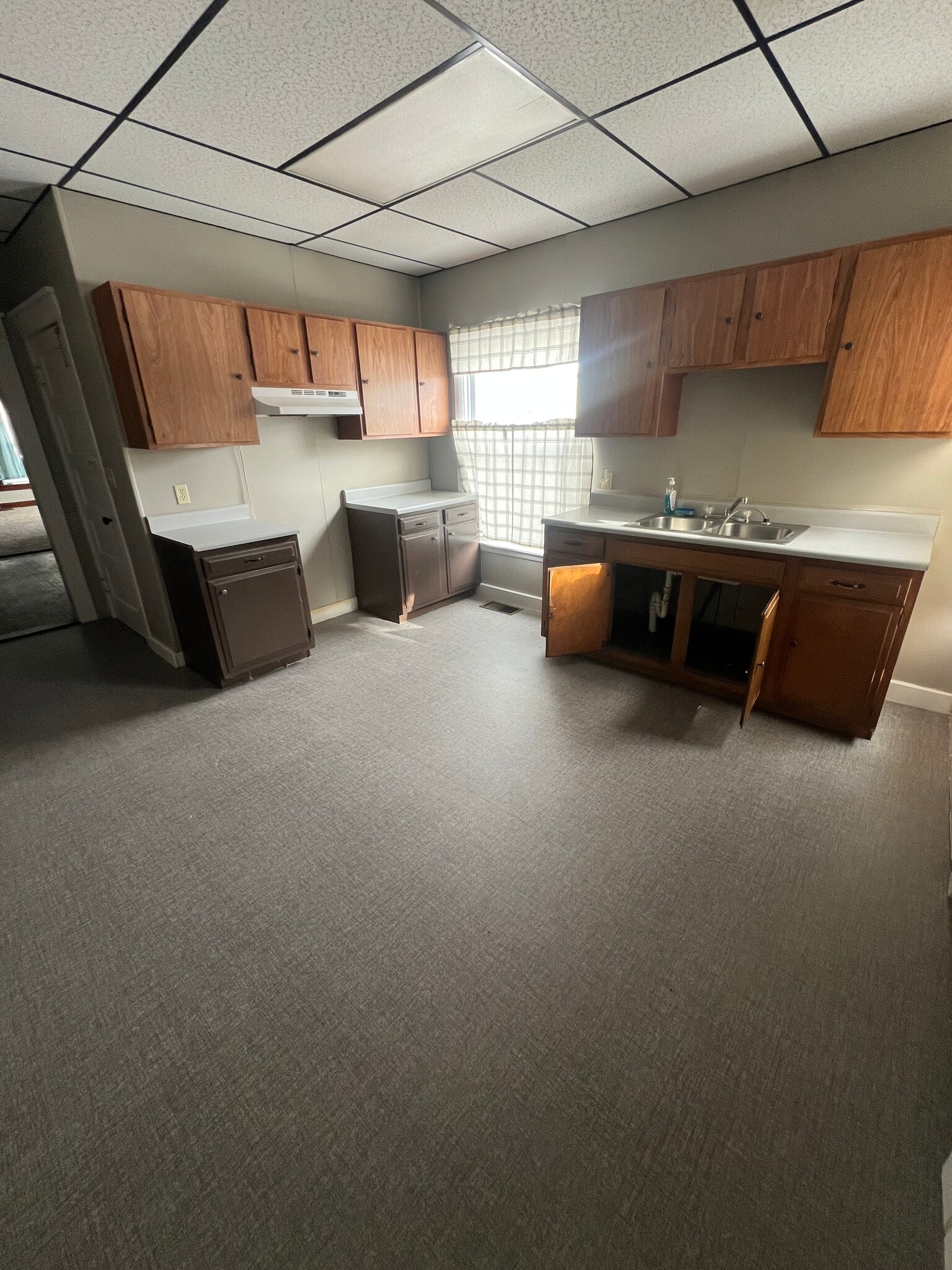 Building Photo - 305 Mount Zoar St