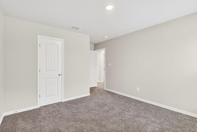 Building Photo - 7326 Tristan Dr