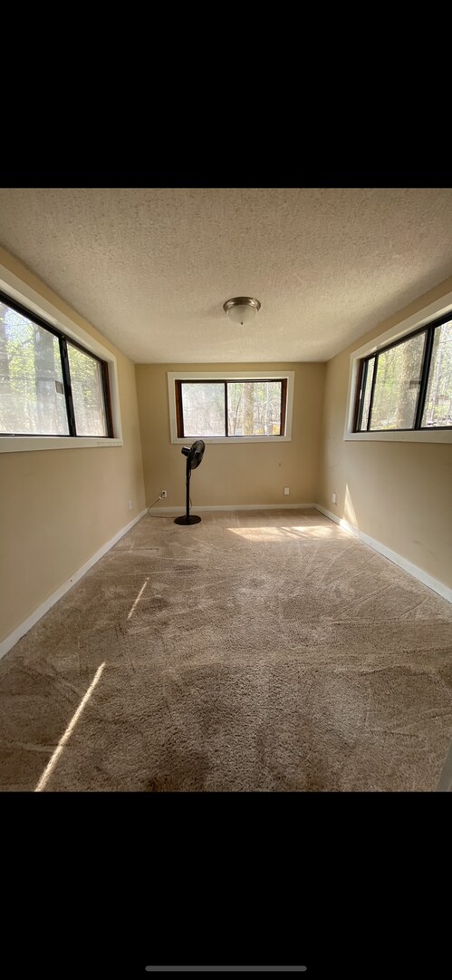 Building Photo - 2 BEDROOM 1 BATH House