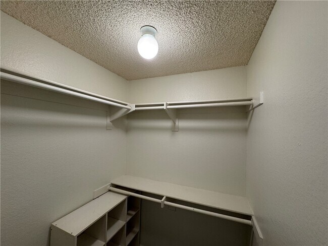 Building Photo - 26162 Sanz