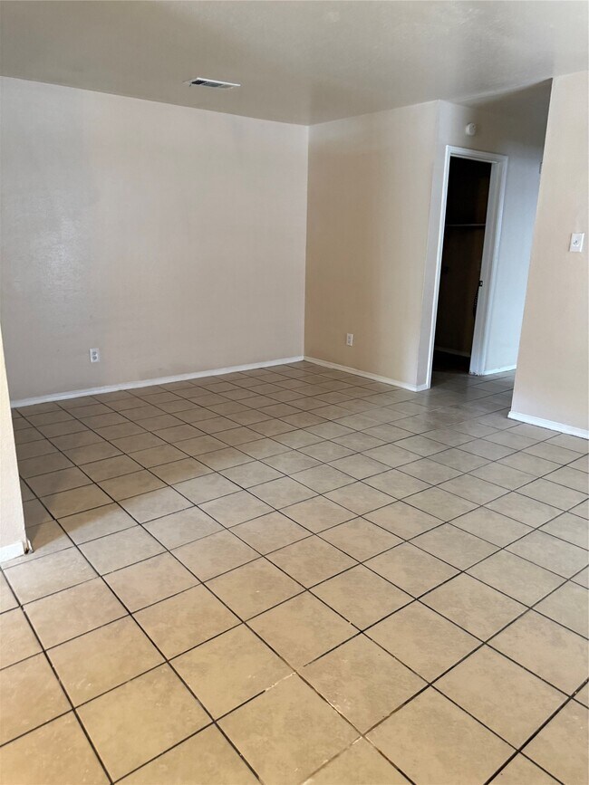 Building Photo - 3314 Scotch Moss Ln