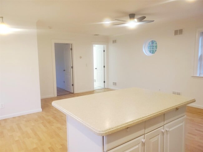 Building Photo - 5329 Searsville Rd