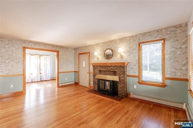 Building Photo - 129 Boulevard
