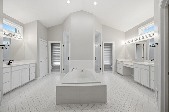 Building Photo - 2530 Transom Pl