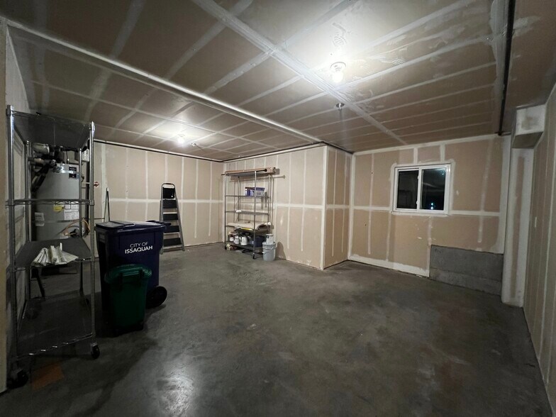 Building Photo - 21269 SE 42nd Pl