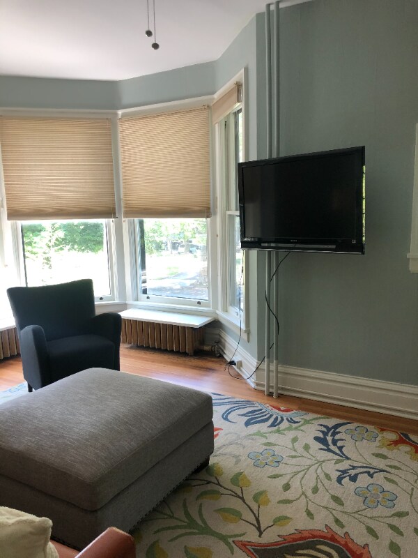 Primary Photo - 2325 W 1st Ave