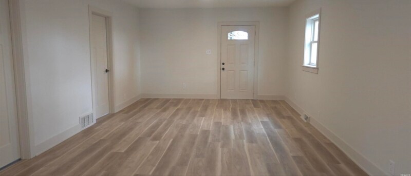 Building Photo - 1117 N Iowa St