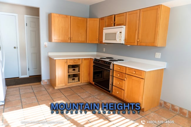 Building Photo - 6756 S 2445 E