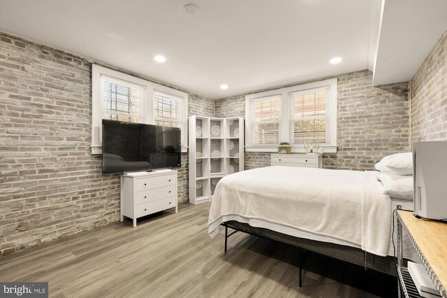 Building Photo - 3422 Pennsylvania Ave. SE