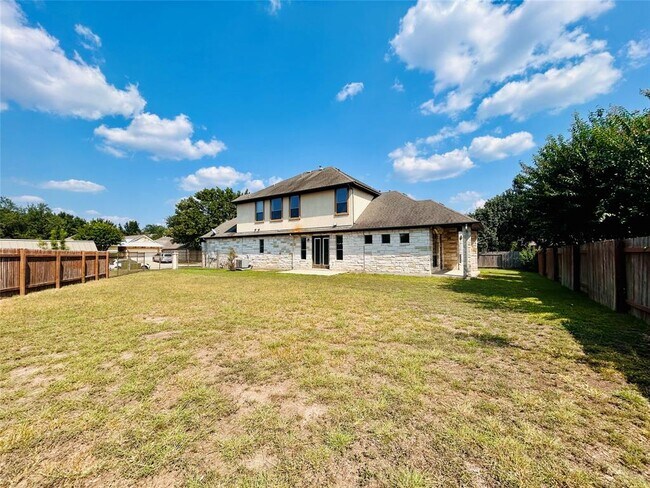 Building Photo - 2501 Farleigh Ln