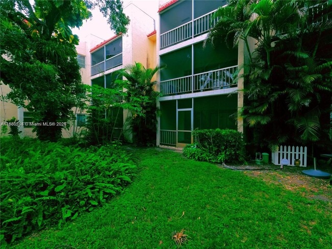 Building Photo - 644 NW 13th St