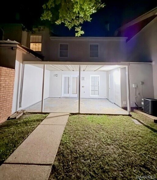 Building Photo - 2066 Rexford Rd