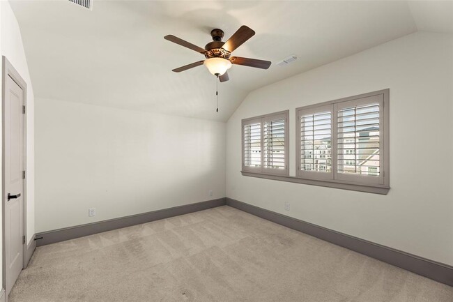 Building Photo - 6730 Highclere Manor Ln
