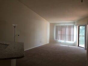 Building Photo - 7427SBD(100)