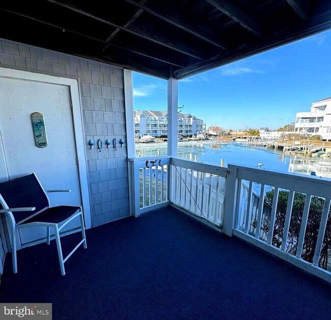 Building Photo - 12301 Jamaica Ave