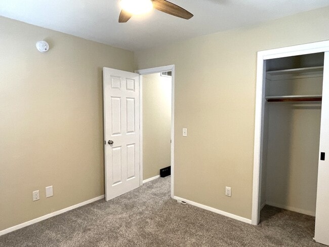 Building Photo - 501 E University Ave