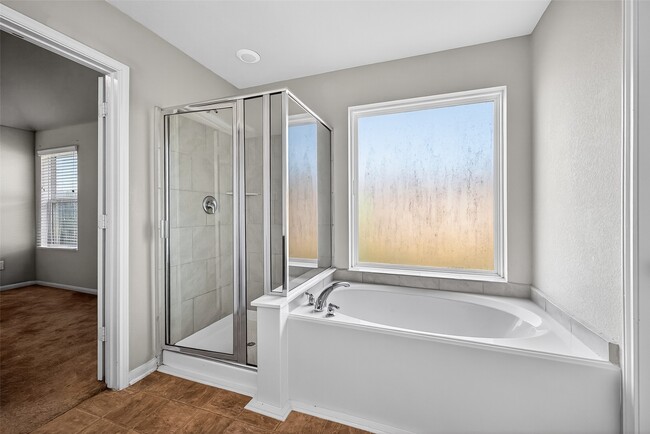 Building Photo - 923 Steel Blue Dr