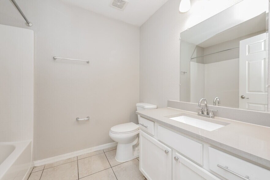 Building Photo - 6241 Perdita Ct