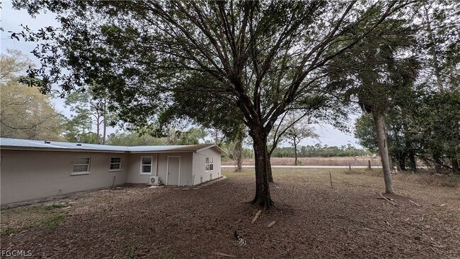 Building Photo - 660 S Missouri St