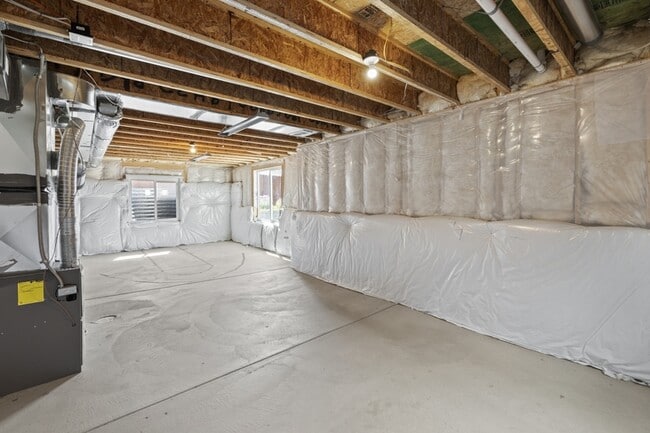 Building Photo - 9432 Beryl Dr