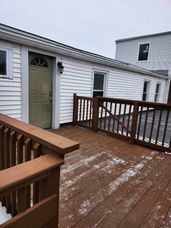 Building Photo - 332 W St Joseph St