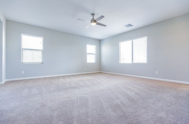 Building Photo - Beautiful Home in a Gated Community