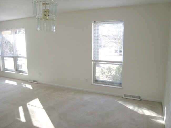 Dining Room - 320 Holloway Road